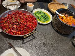 -万重锦·人文川菜馆(骡马市店)