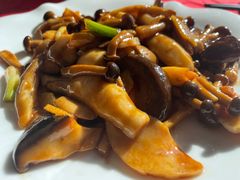 红烧杏鲍菇-东方太阳城淮扬餐厅(会所中餐厅店)