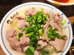 鲜牛肉-肖四女乐山跷脚牛肉(世博源店)