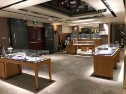 -北京七彩云南翡翠珠宝旗舰店(月坛店)