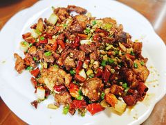 当红辣子鸡-老味道1992(武当山店)