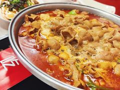 -彭记铁锅肥肠(东四总店)