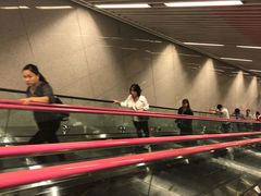 -红土地(地铁站)