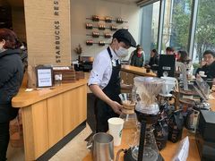 -星巴克臻选(杭州嘉里中心1F店)