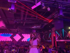 -UP嘻哈酒吧(粉巢店)