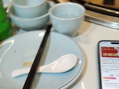 -人民公社铁锅炖·东北菜(卫国道店)
