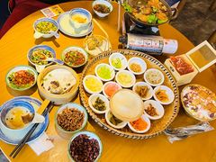 -包整·丝娃娃(一览甲秀楼风景店)