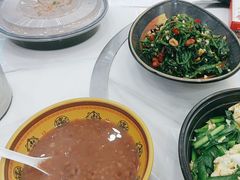 -东北酱骨饺子铁锅炖(万达总店)