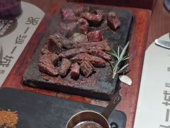 -一沙一城·岩烤牛扒(深圳首店)