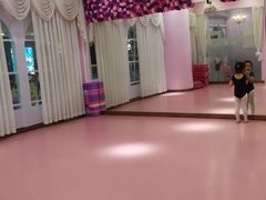 -芭芭拉舞蹈·星星演说家(珠江新城校区)