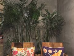 -HIGH FIVE哈福手工汉堡(桂林路店)