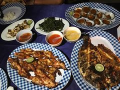 -金巴兰海滩烛光bbq