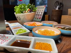 -明洞阿姨·韩式酱蟹烤肉·创意料理(三元桥店)