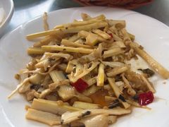 -天乐农家鱼头王(天目湖店)