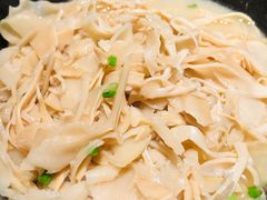 -佬麻雀·新湘菜(珠海金发购物中心店)