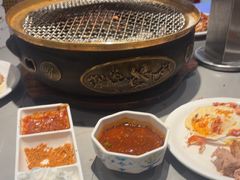-山焱·炭火自助烤肉(周浦万达店)