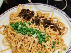 -三江两海老火锅(北京首店)