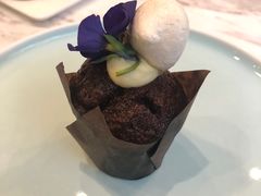 -La Mer Restaurant & Lounge