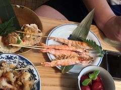-枝魯枝魯自助料理