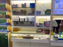 -光明眼镜·蔡司授权(徐泾店)