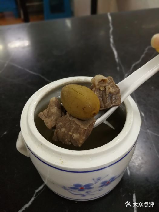 冯记丰顺捆粄青橄榄炖猪肺图片 - 第2张