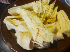 -巴四老城区炭火蛙锅(张江店)