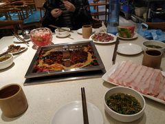 -小牛叔鲜切牛肉·火锅·烤肉自助(公济桥路店)
