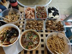 -蓝精灵饺子店