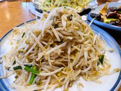 活捉豆芽-老绥元烧麦·家常菜(大召店)