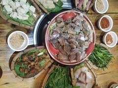 -阿婆情腊排骨火锅(饮玉巷店)