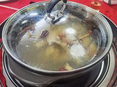 -花苑美食横琴生蚝火锅(拱北粤华路店)