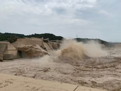 -黄河小浪底水利枢纽风景区