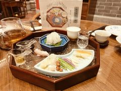 -龙悦湾酒家·八阵鱼生·渔人码头店