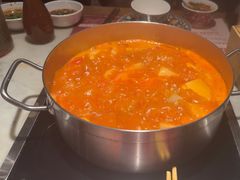 -尚尚仙·酸汤猪手·猪肚鸡火锅(华联万柳购物中心店)