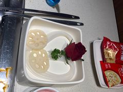 -海底捞火锅鲜切牛肉主题店(长寿路店)