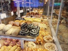-焙丽拾光(麦凯乐直营店)