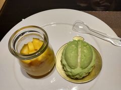 -大中华希尔顿酒店-念自助餐·嗨啤·小龙虾