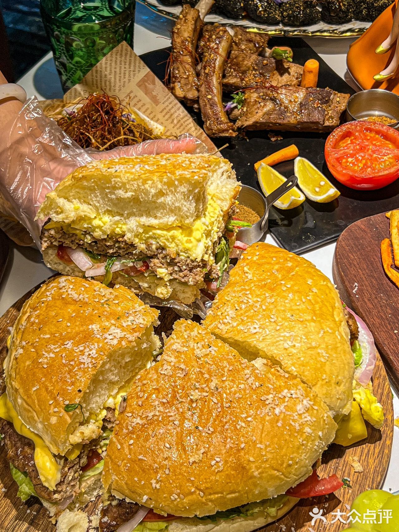 这个夏天总要吃一次这个zui大的冰淇淋吧！