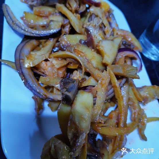 洪家齐齐哈尔烤盘(纬十二路总店)