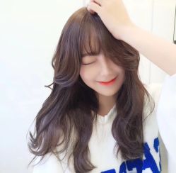 -变画·发型STUDIO