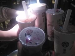 -湊湊火锅·茶憩(东城万达店)