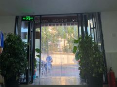 门面-宝瑞门钉肉饼店