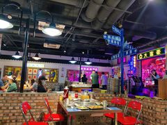-马路牙子烧烤音乐酒馆(望京店)