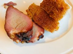 烧肉-大中华希尔顿酒店-念自助餐·嗨啤·小龙虾