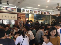等位区-裕兴记·三虾面(西北街总店)