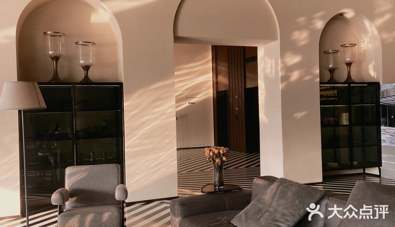 重庆探店｜坐拥一线江景滴品质下午茶