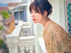 -芭黎人江景轻奢酒店(告庄西双景星光夜市店)