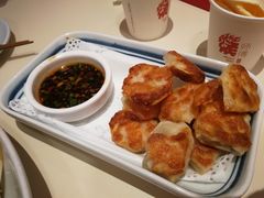 招牌虾仁馄饨-侯师傅热炒店(印象城店)