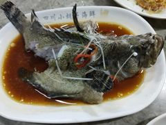 石斑鱼清蒸-四川小胡子海鲜(丁村万人海鲜广场店)