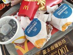 -麦当劳(欢乐谷店)